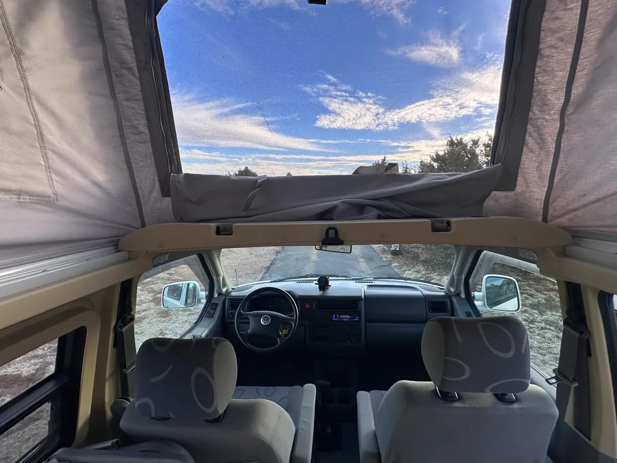 2000 Volkswagen Eurovan — photo 23