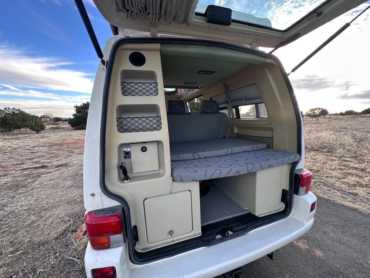 2000 Volkswagen Eurovan — photo 25