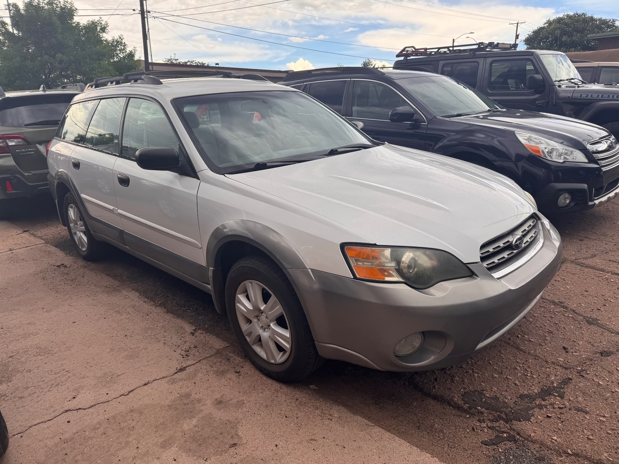 2005 Subaru Outback — photo 2