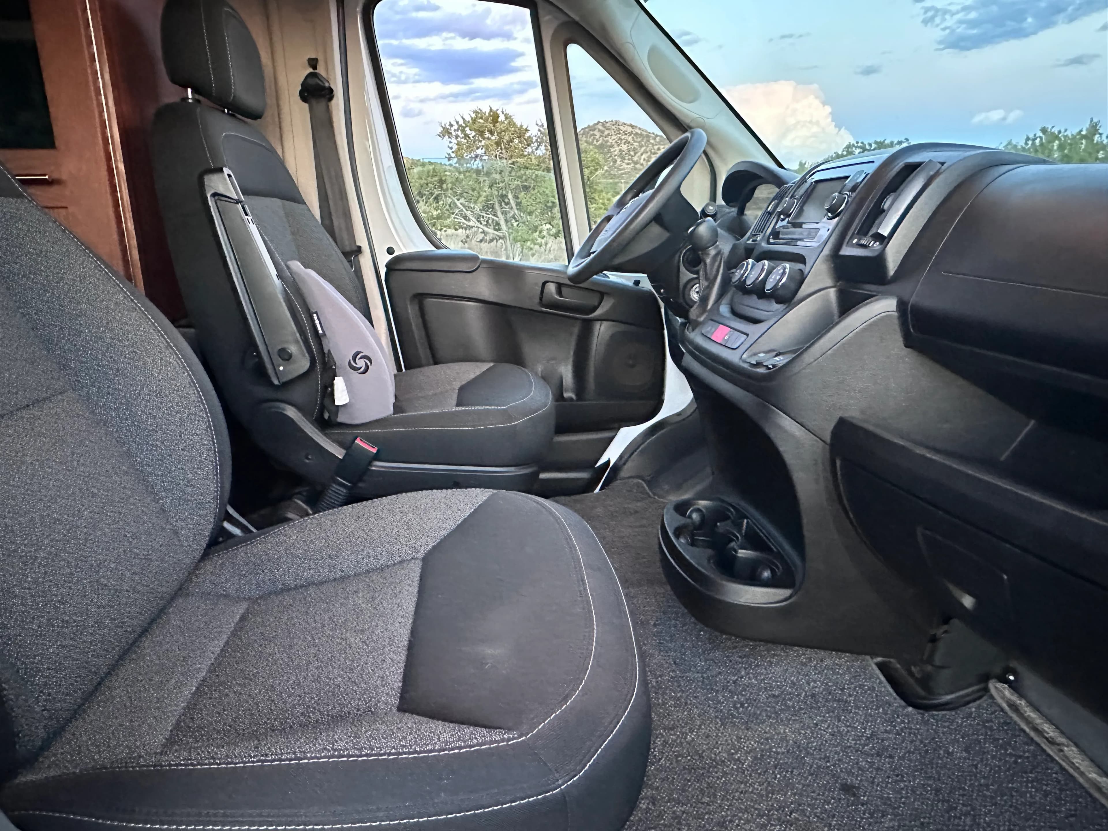 2018 Ram Promaster 2500 — photo 9