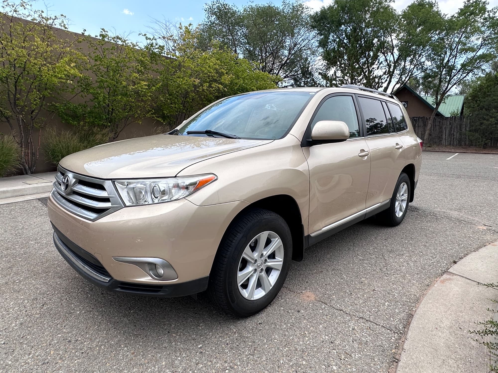 2012 Toyota Highlander — photo 12