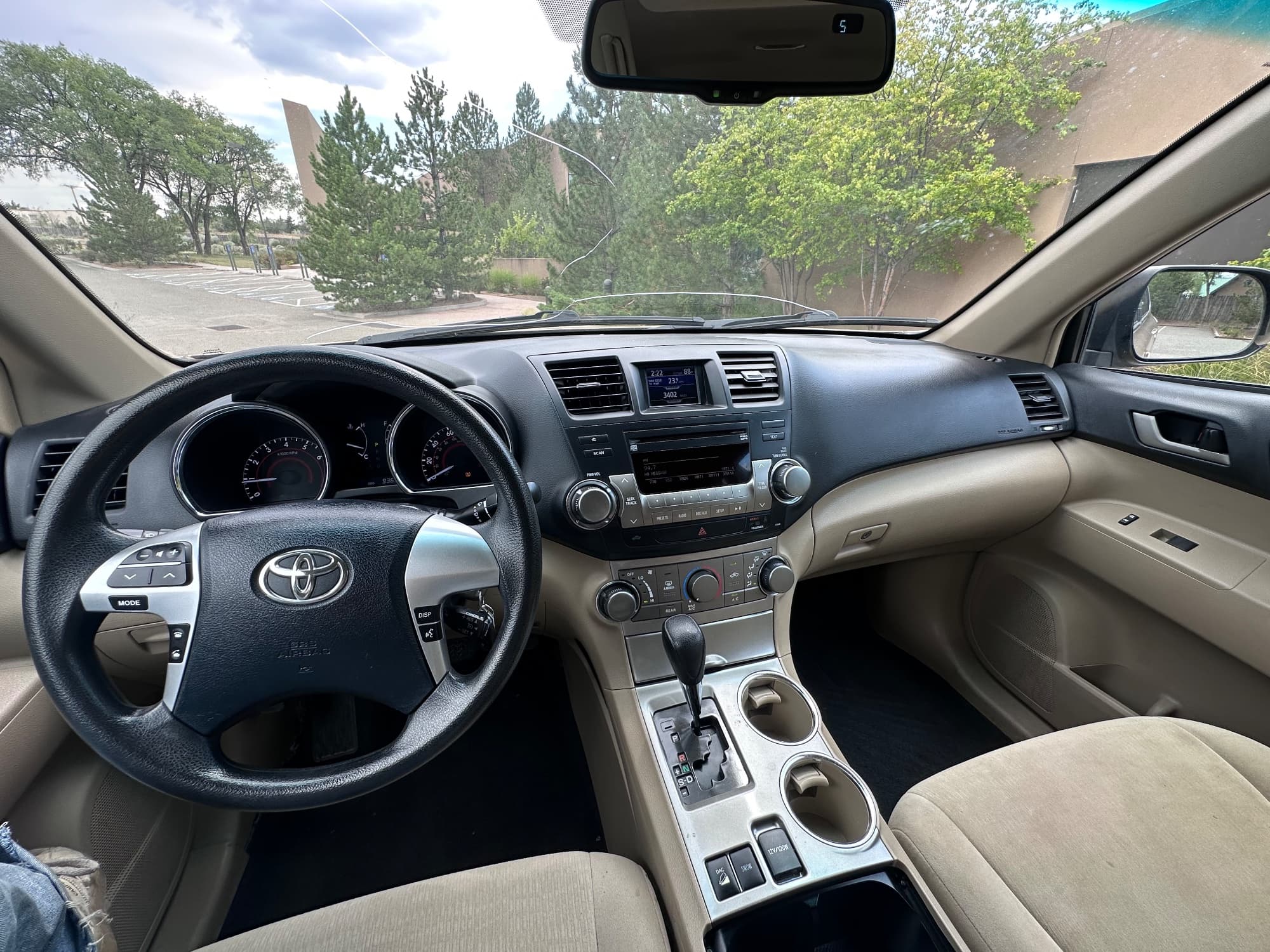 2012 Toyota Highlander — photo 2