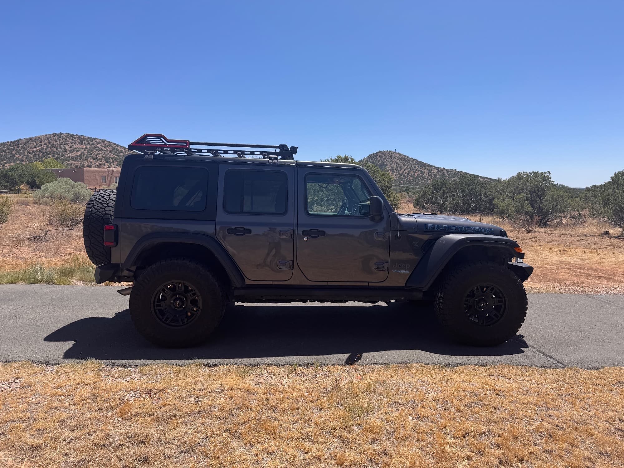 2022 Jeep Wrangler — photo 8