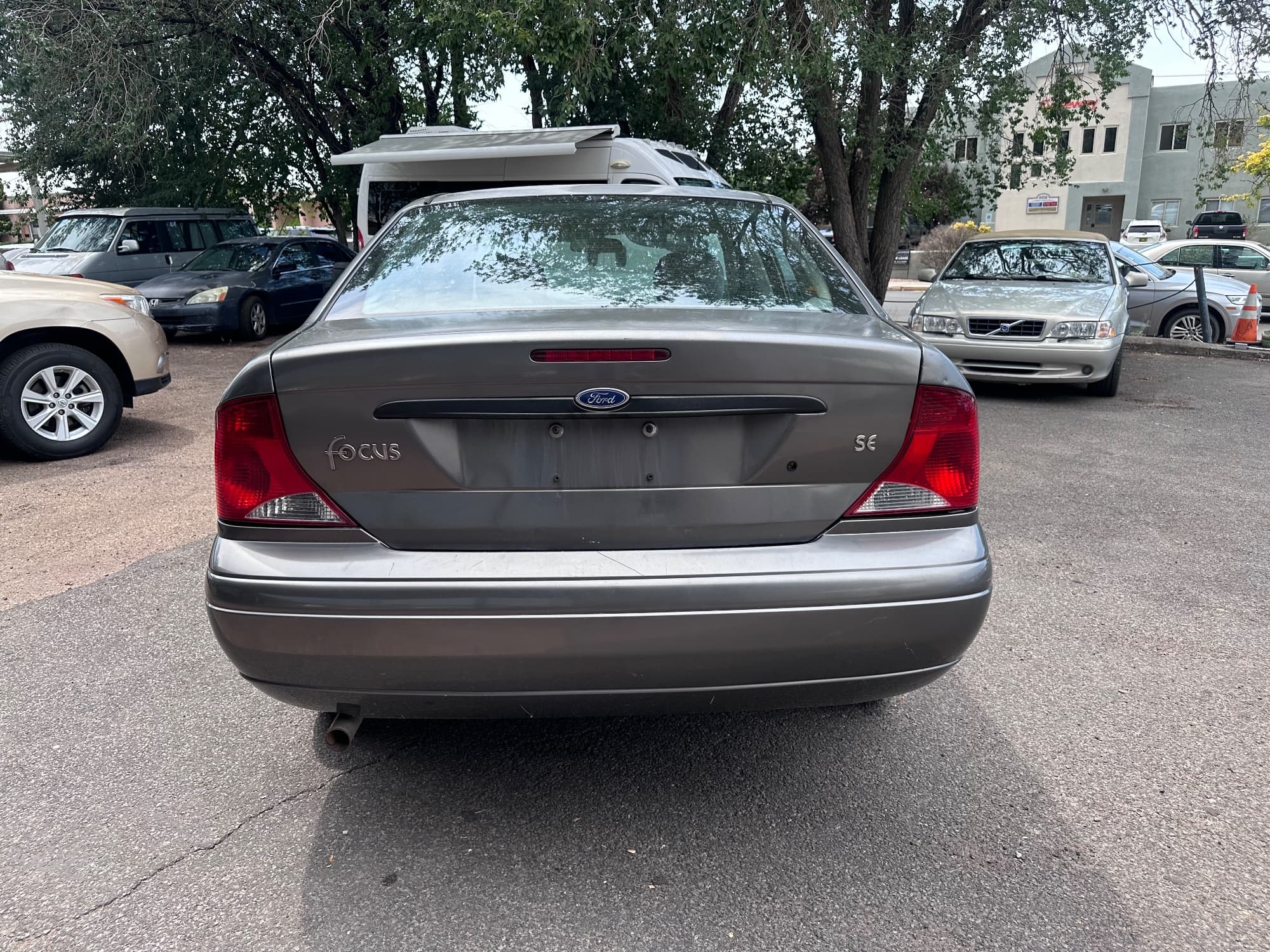 2004 Ford Focus — photo 7
