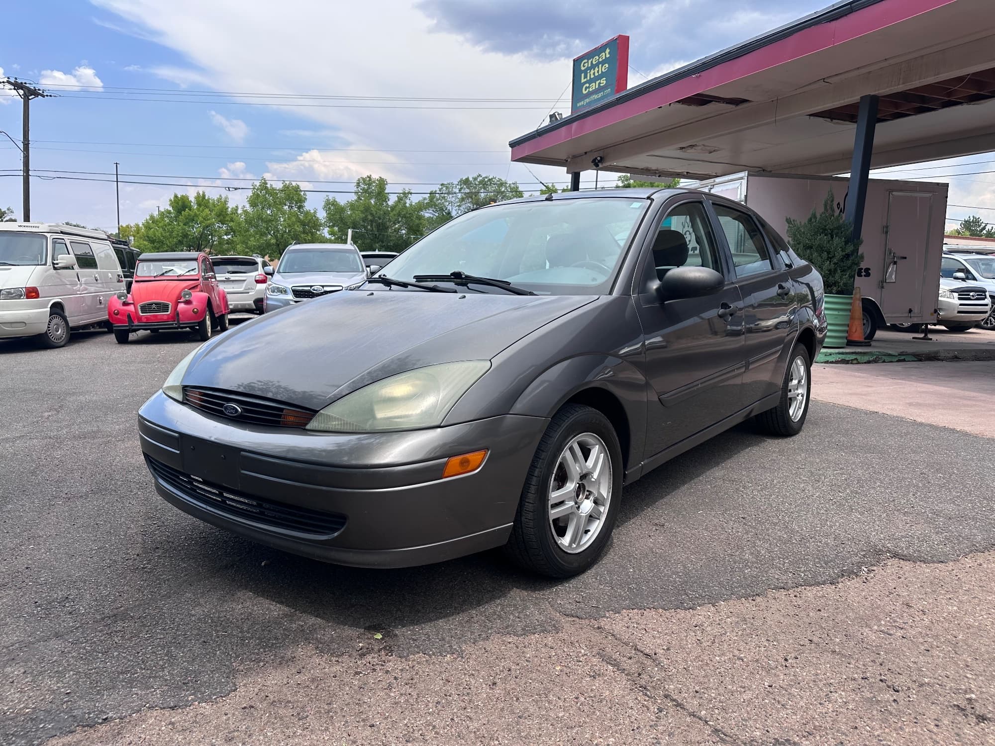 2004 Ford Focus — photo 2