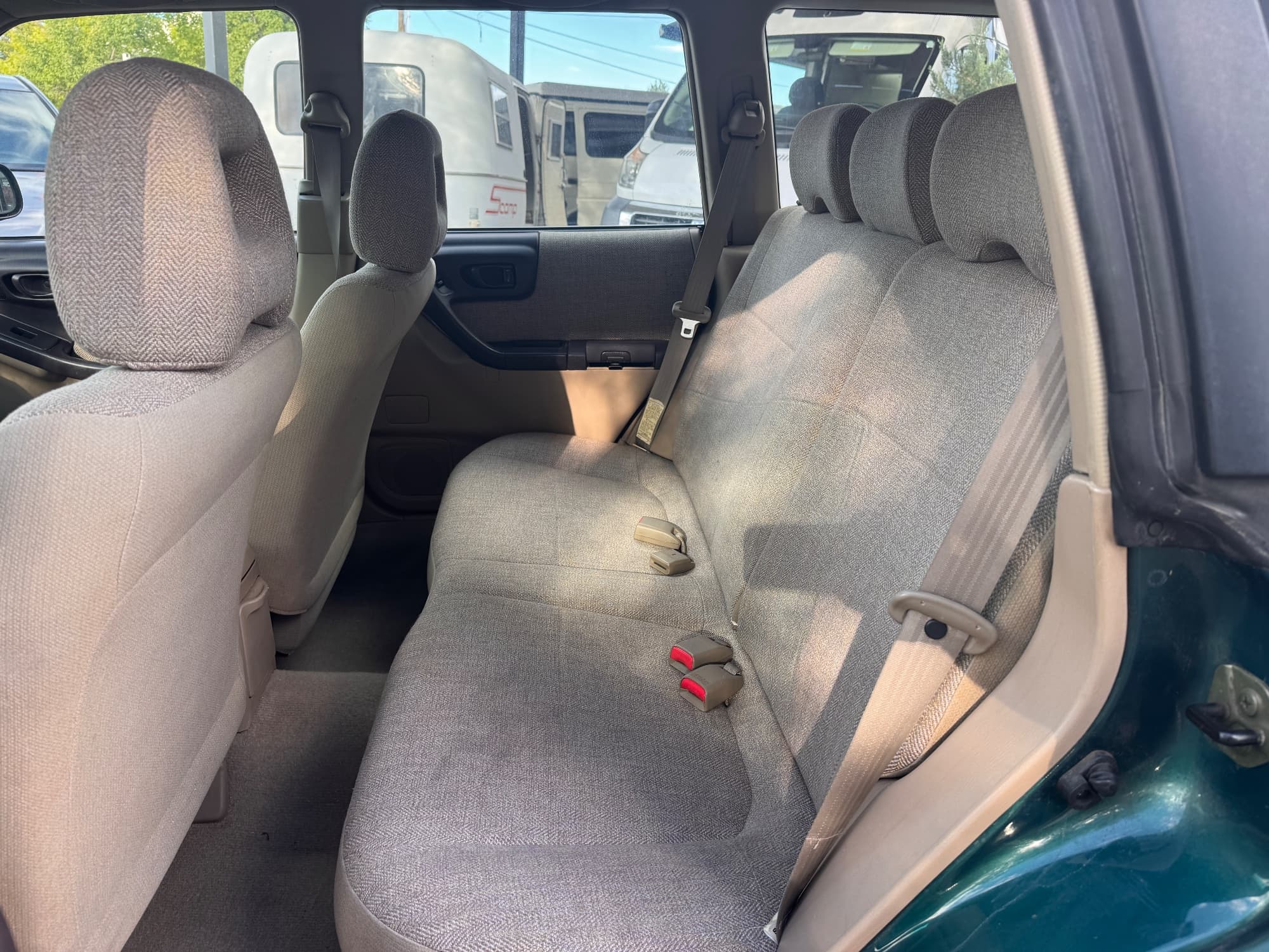 2001 Subaru Forester — photo 13