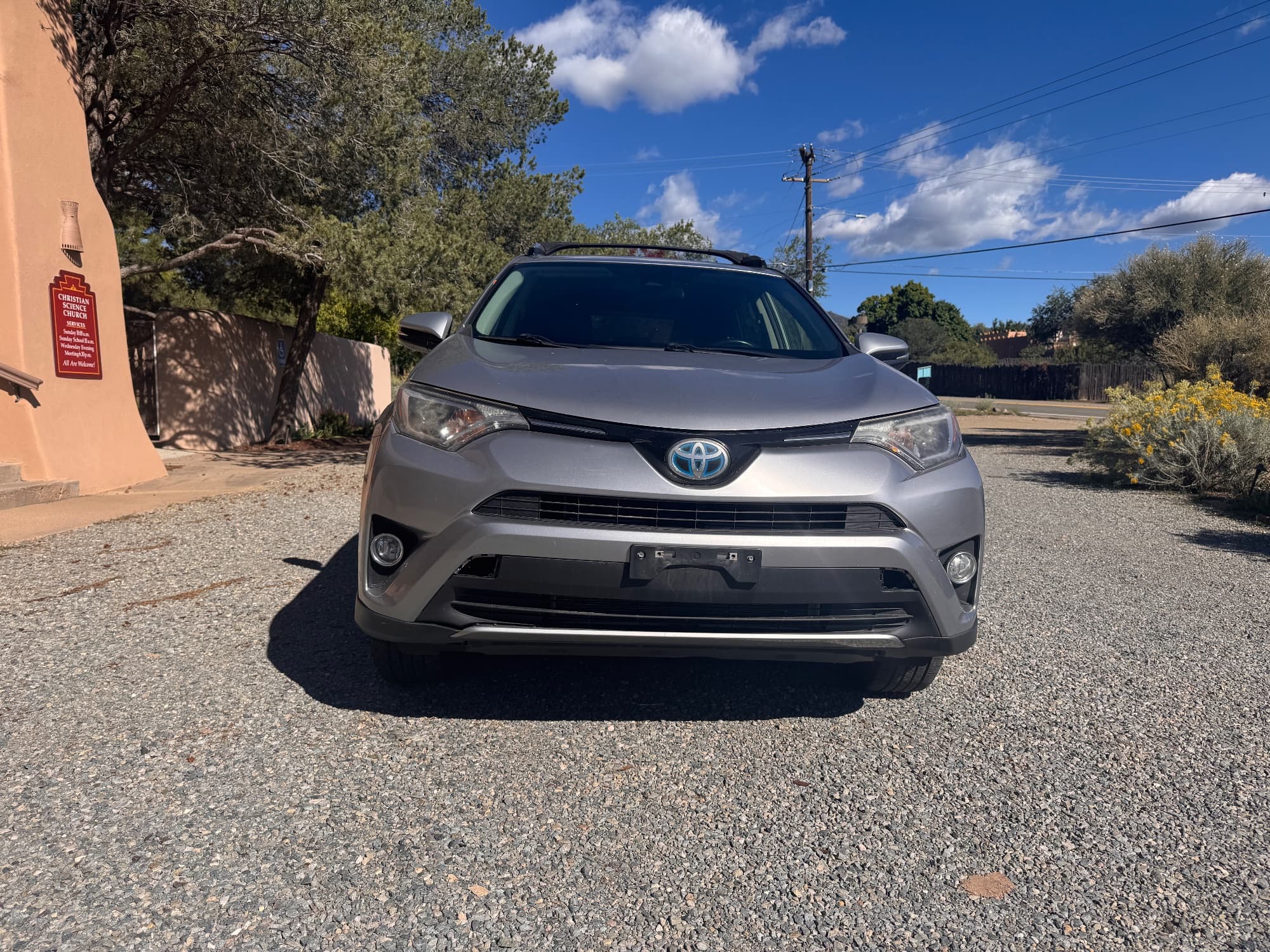 2017 Toyota RAV4 — photo 2