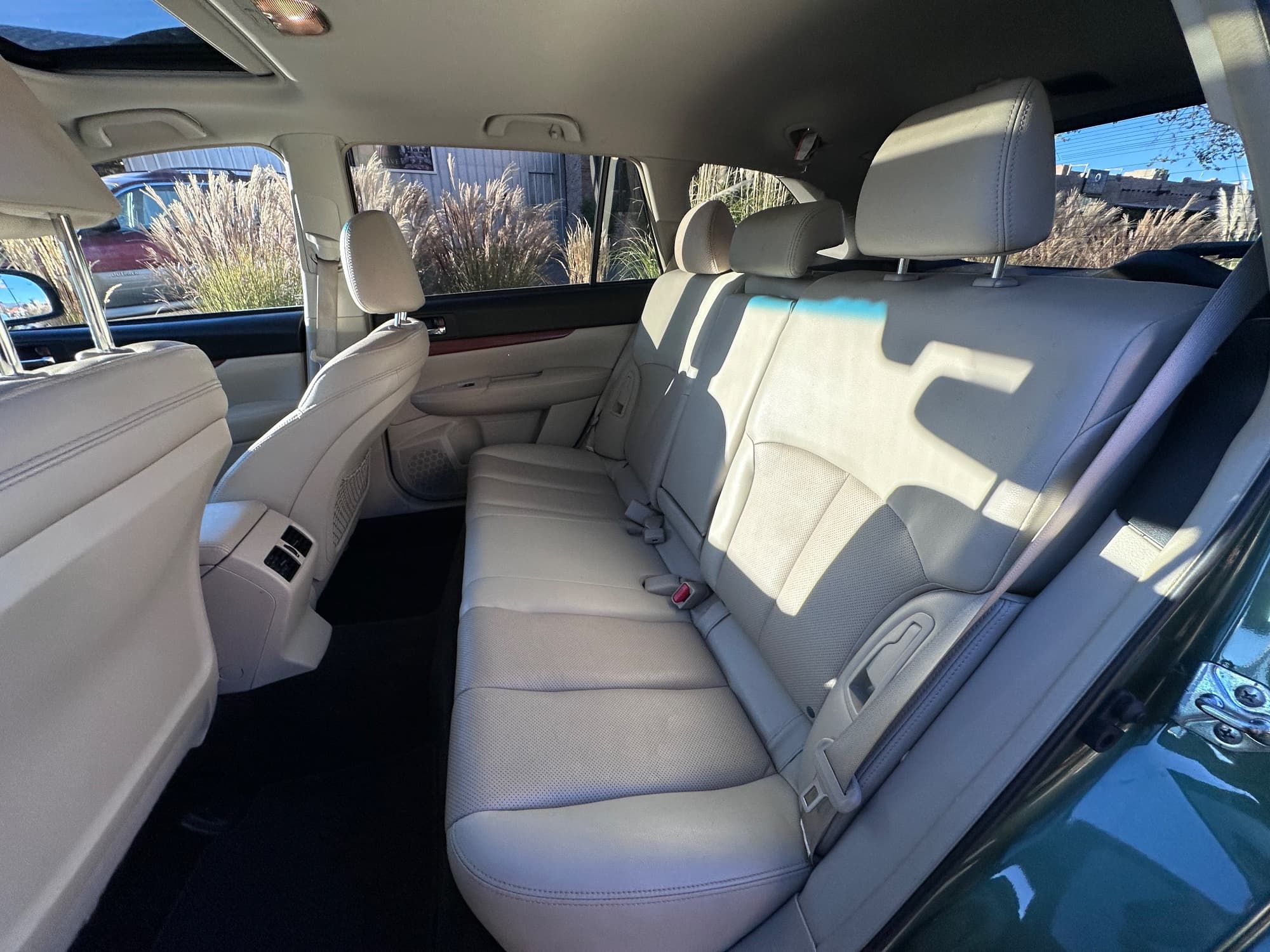 2014 Subaru Outback — photo 11