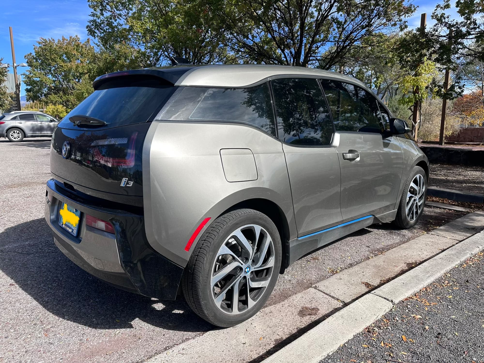 2016 BMW i3 — photo 9