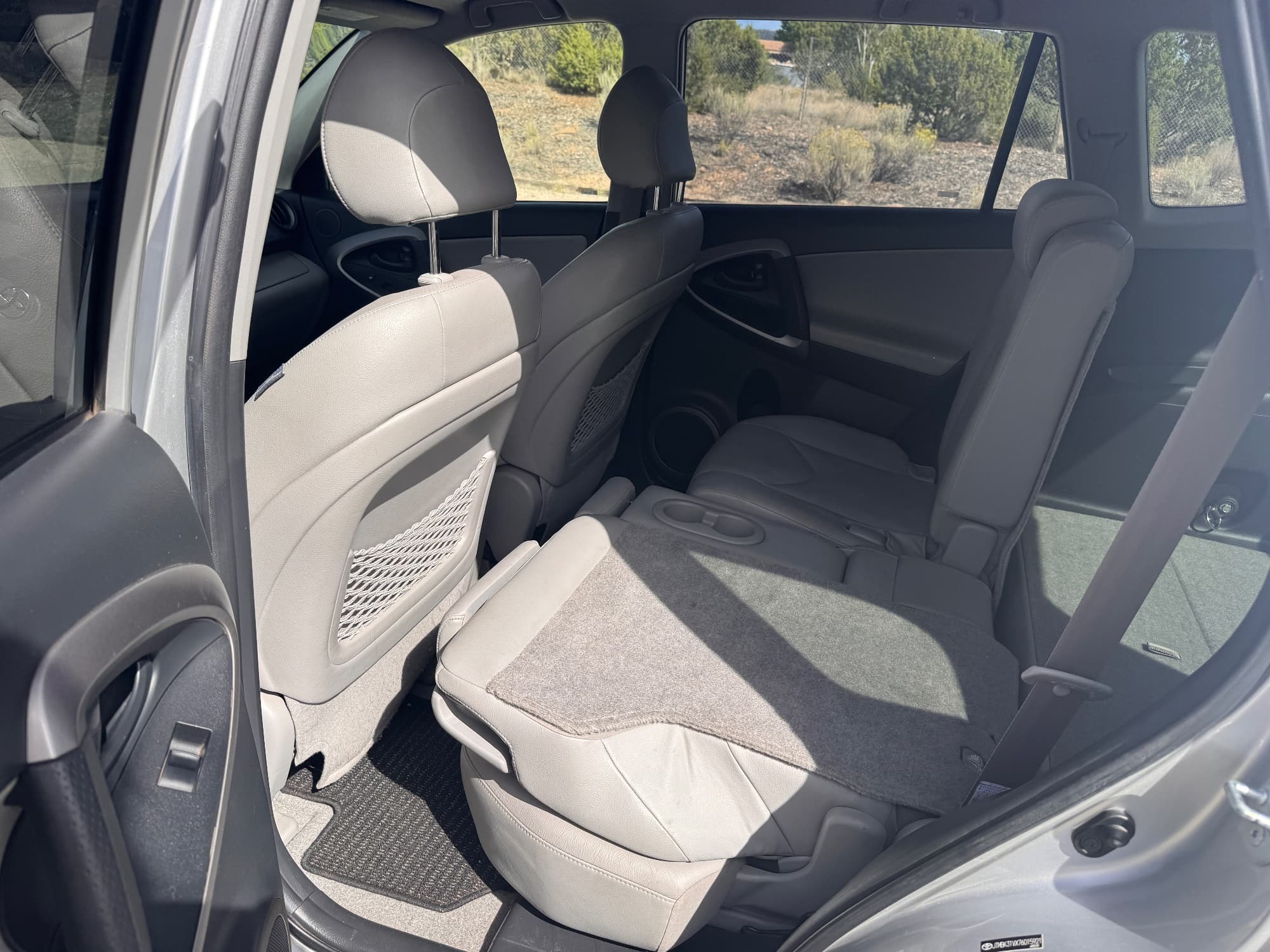 2007 Toyota RAV4 — photo 12