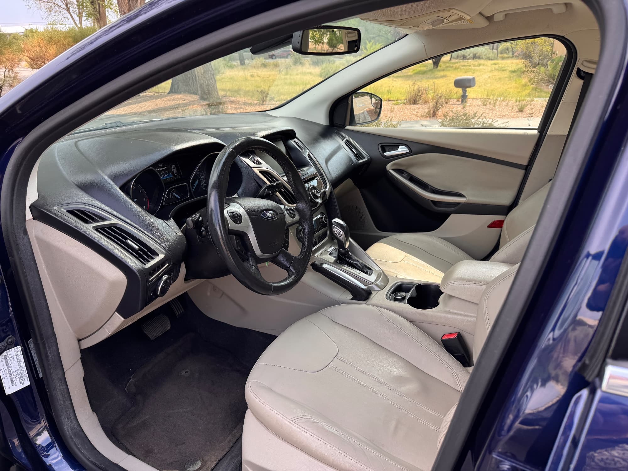 2012 Ford Focus — photo 14