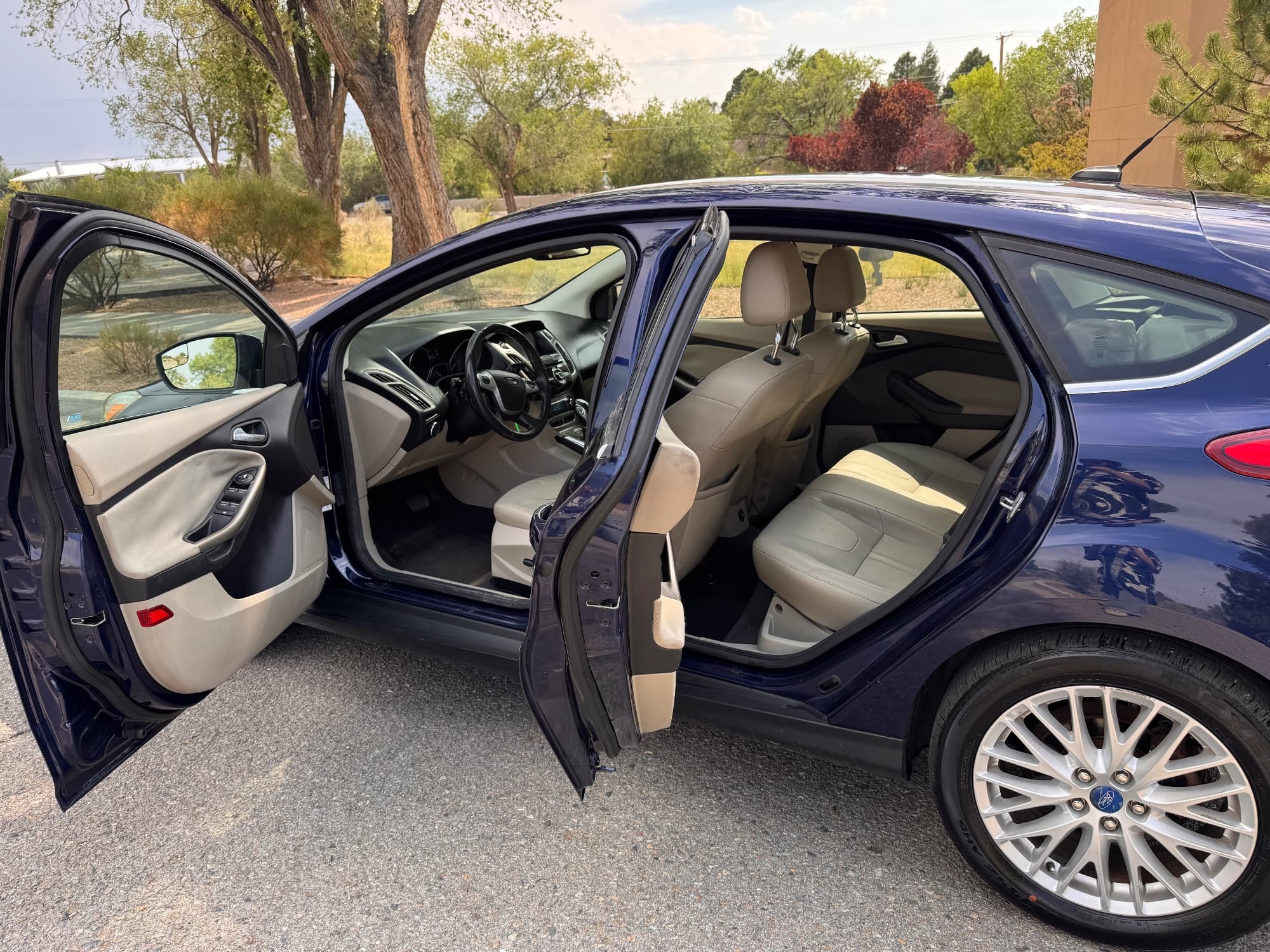 2012 Ford Focus — photo 18