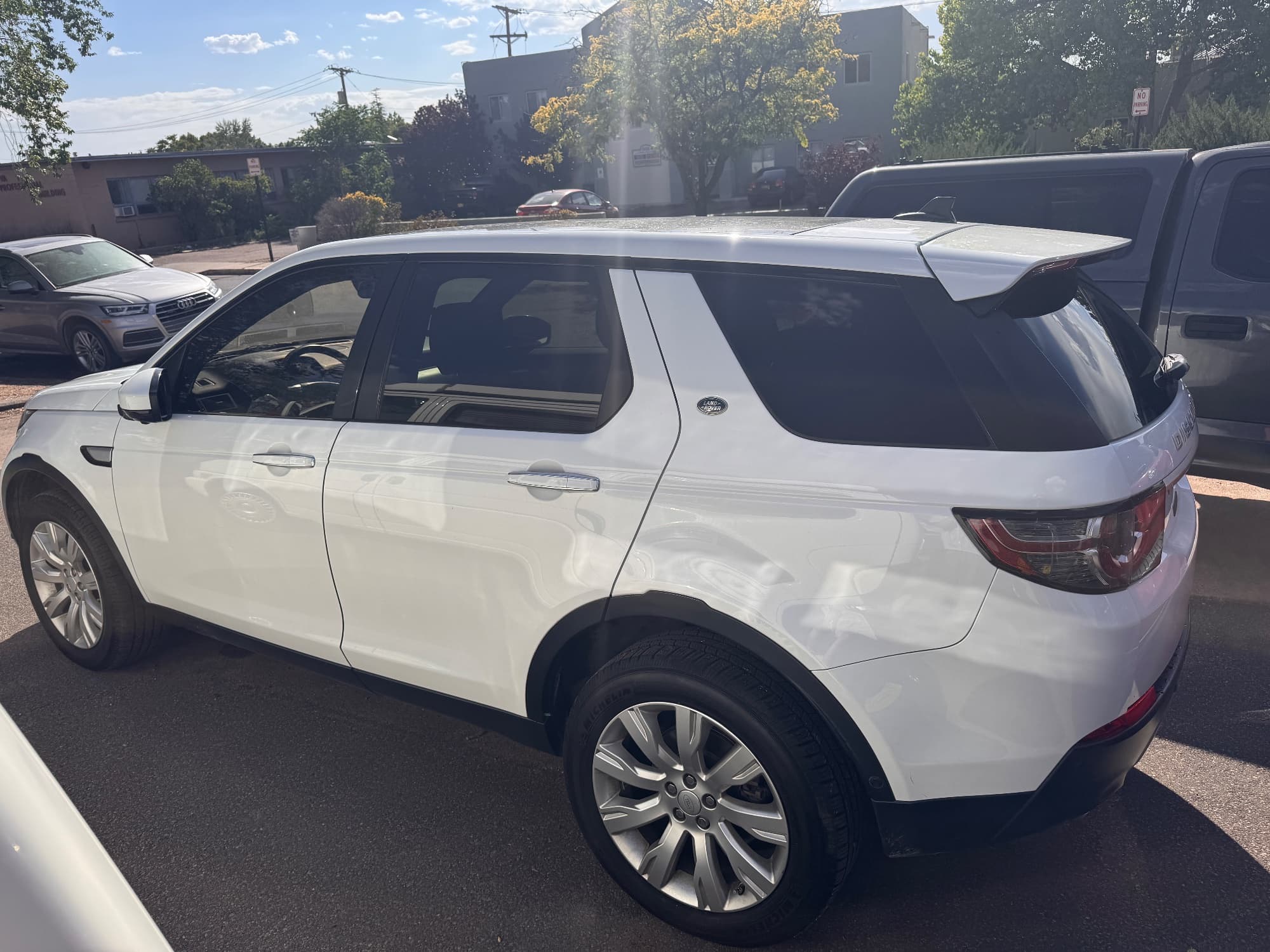 2016 Land Rover Discovery Sport — photo 5
