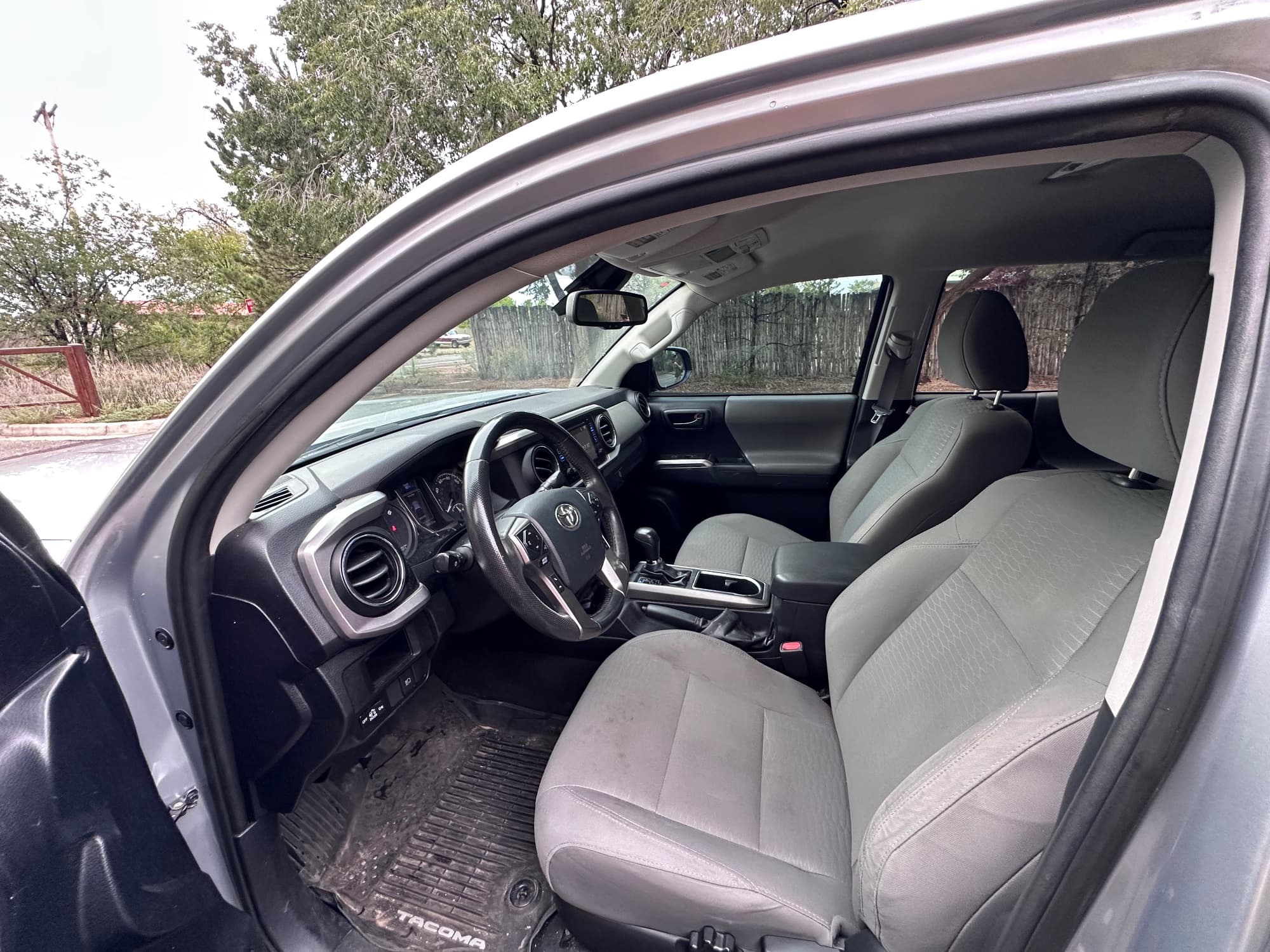 2019 Toyota Tacoma — photo 17