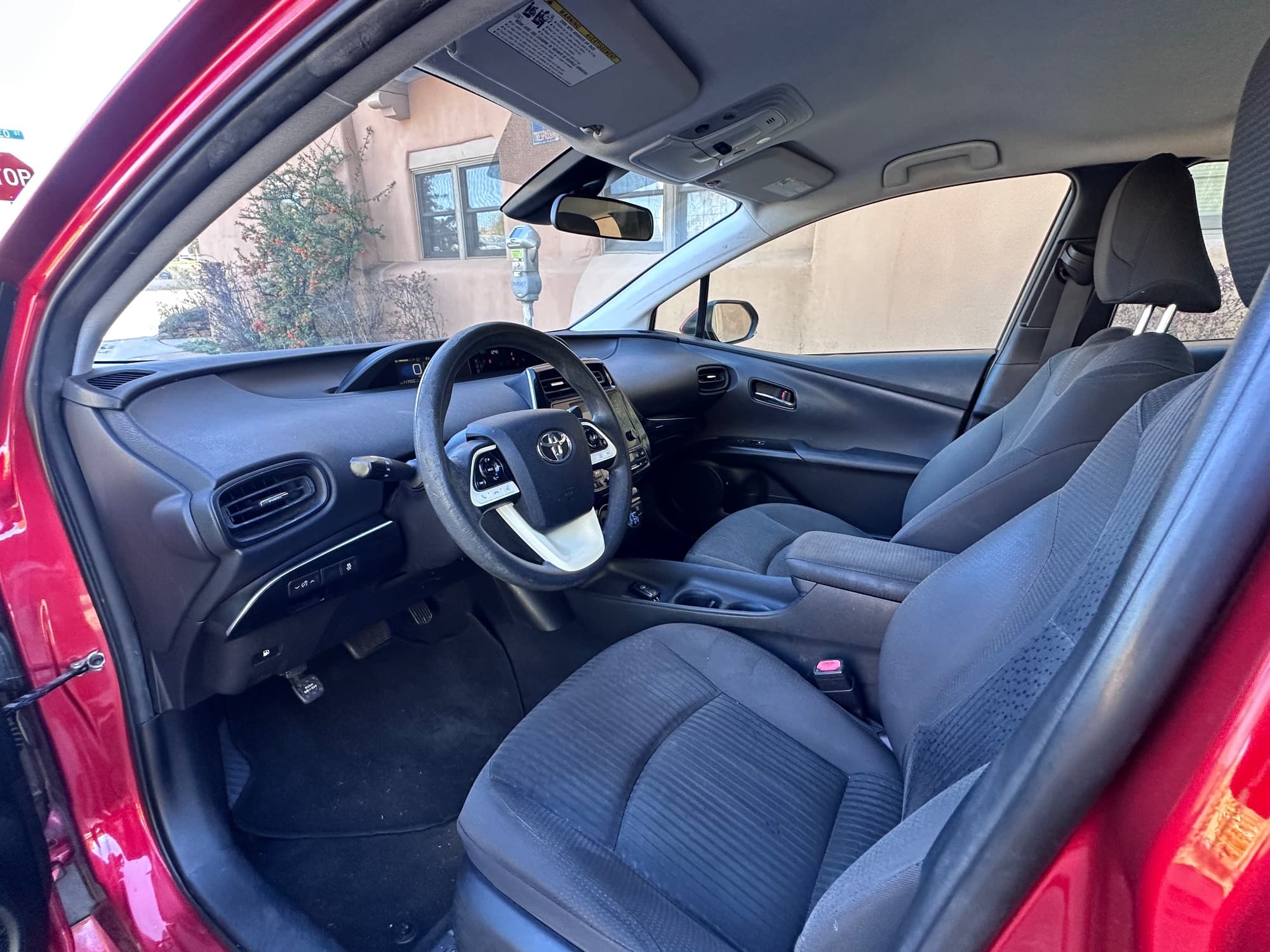 2017 Toyota Prius — photo 19