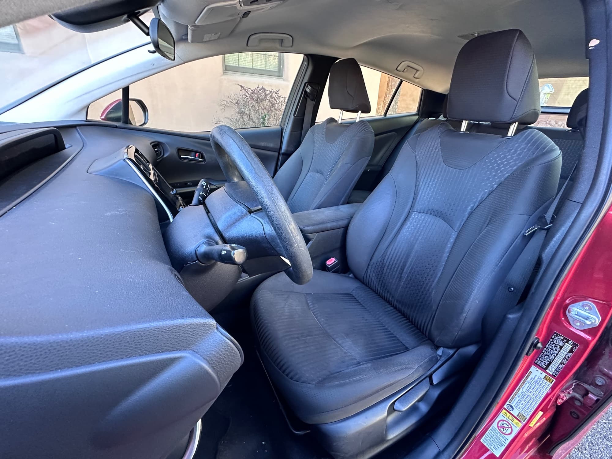 2017 Toyota Prius — photo 16