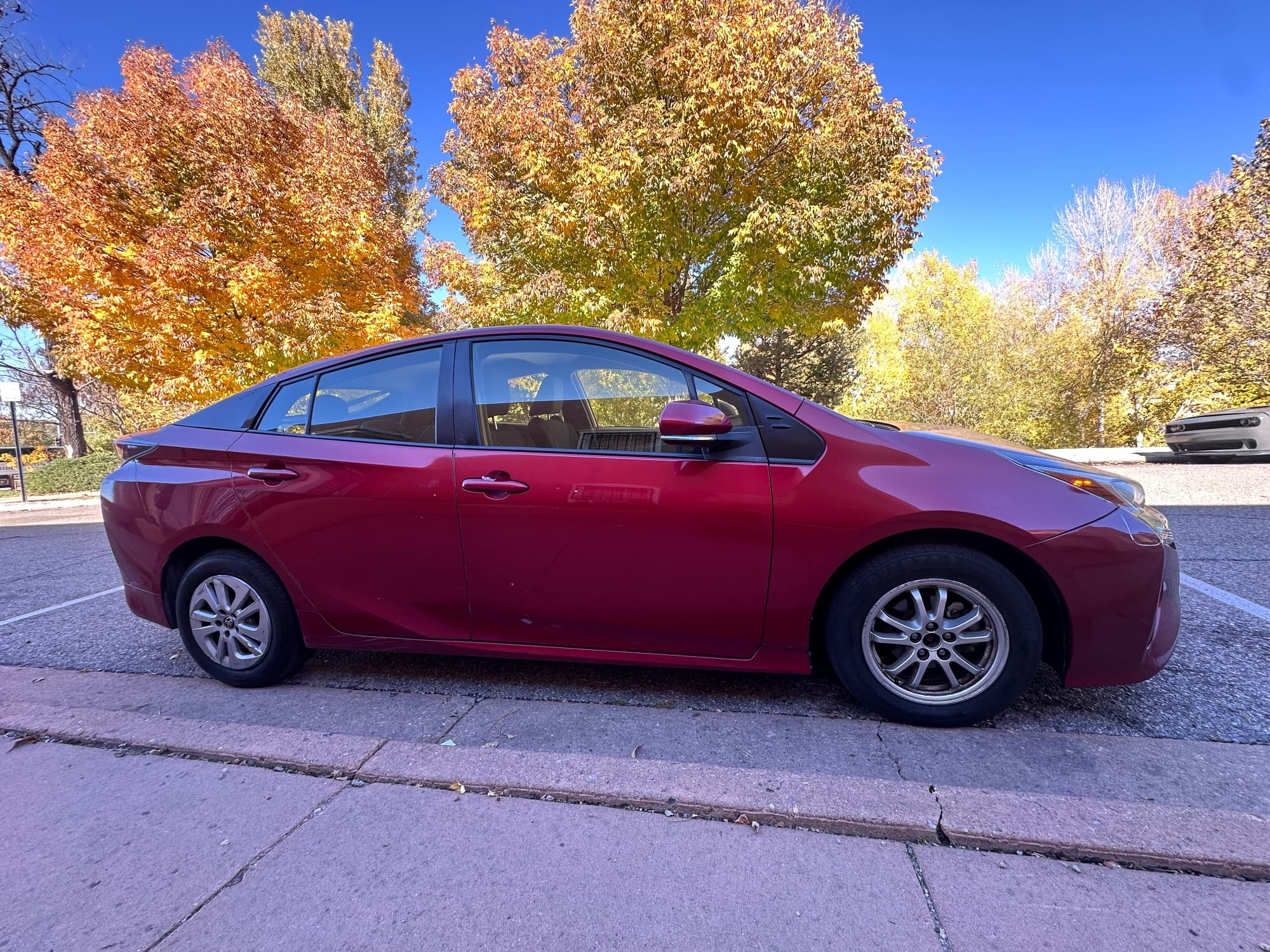 2017 Toyota Prius — photo 2