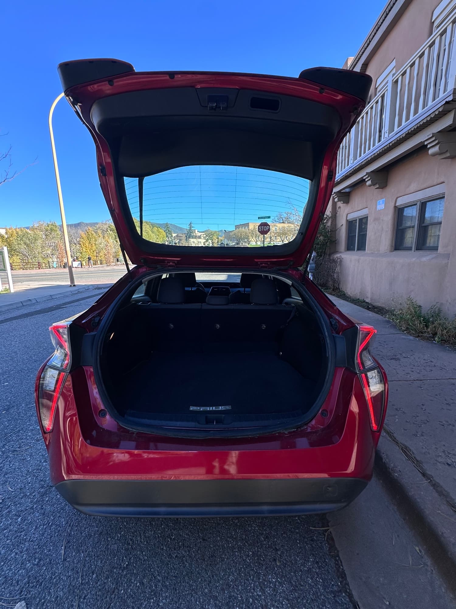 2017 Toyota Prius — photo 21