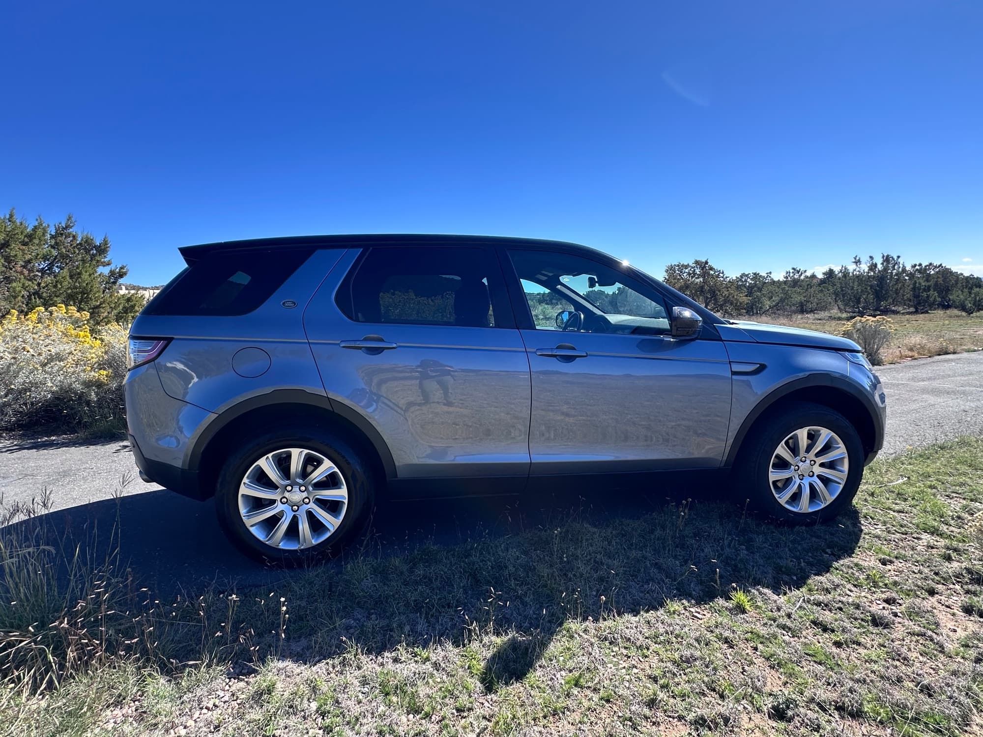 2018 Land Rover Discovery Sport — photo 8